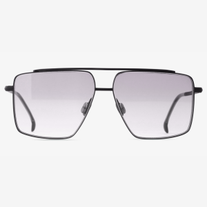 Basalt (Matte Black) / Polar Grey / Lens: Moon Mist