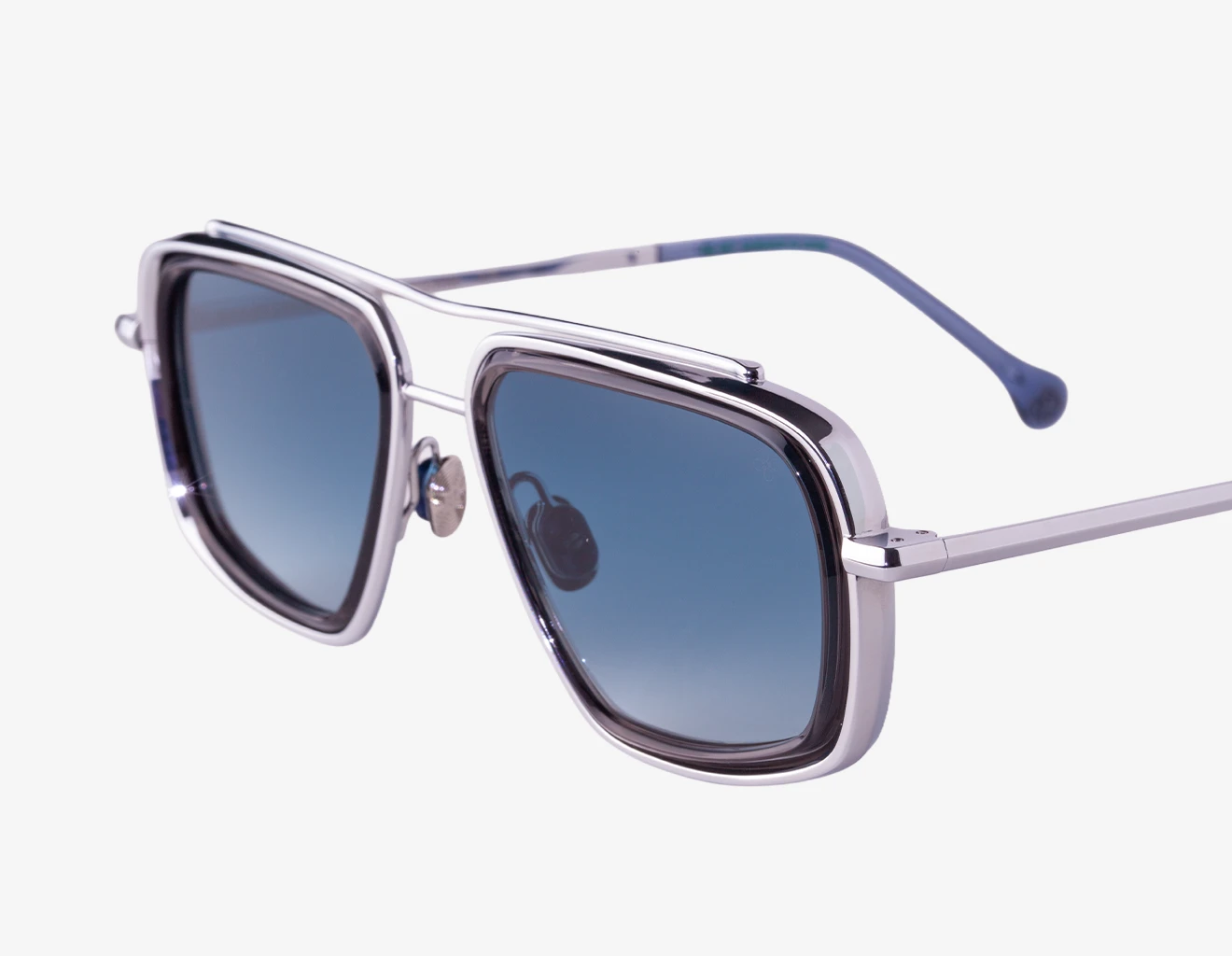 Forja Halo - 18K Blue - 45 degree View - web Forja Halo 18K Blue 45 degree View web