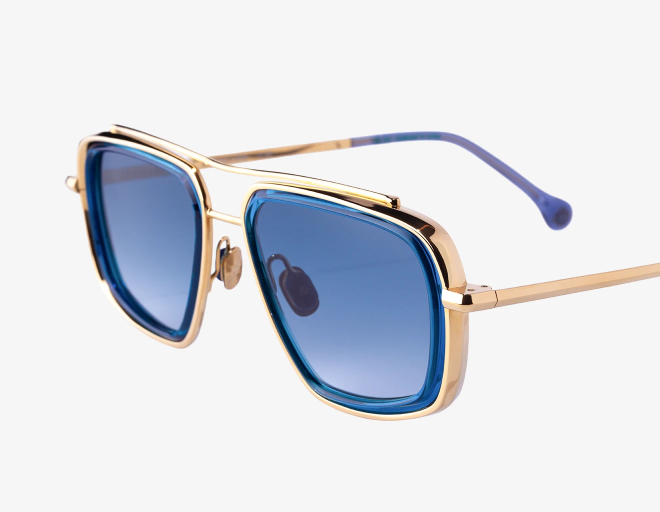 Forja Halo - 18K Blue ring - 45 degree angle - web Forja Halo 18K Blue ring 45 degree angle web